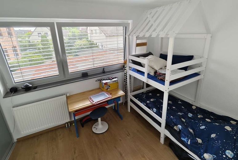 BS - Querum - Exklusives Doppelhausensemble mit moderner Architektur, hohem Wohnkomfort und Garten – Neubau - 1.OG Kinderzimmer
