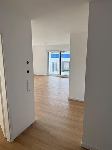 3-Zimmer-Neubauwohnung mit Küche SNH-Reihen Bahn  direkt gegenüber  sofort verfügbar – Foto 6