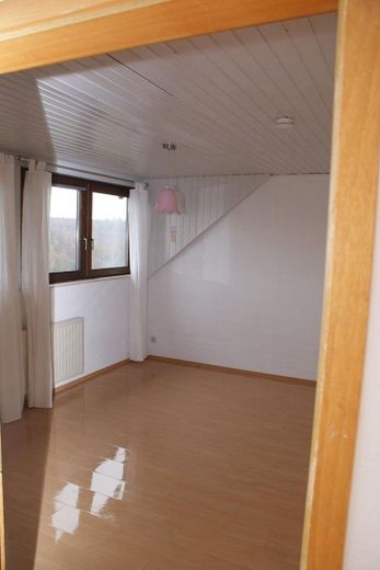 Helle 4 Zimmer Wohnung mit Balkon, ihr Sprung in ein neues Wohngefühl ! – Foto 9