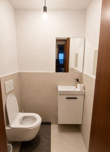 Modernisierte 3 Zimmer Wohnung in Höfingen – WC