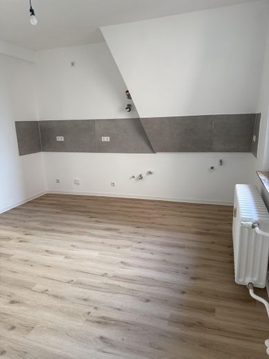 geräumige Küche