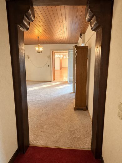 Wolnostojący bungalow dla 1 rodziny z garażem w Kleinostheim Waldstadt bez pośrednika – Küche, Wohn- und Esszimmer
