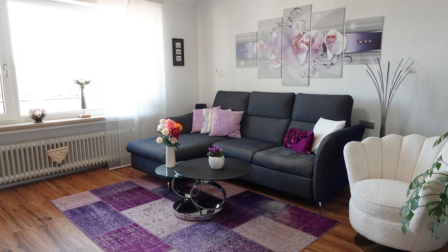 Großzügiges Einfamilienhaus in Ortsrandlage – 207 m² Wohnfläche auf 1.260 m² Grundstück – 18 21 m² Zimmer im Erdgeschoss