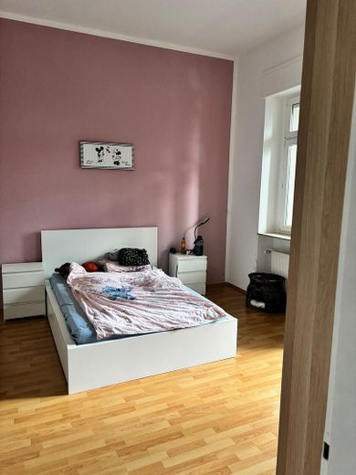 Schlafzimmer 1