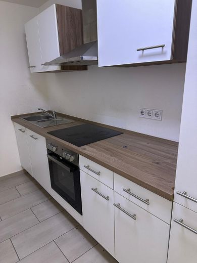 Bonito apartamento de 2 habitaciones en Kusel, incluidos gas y electricidad – Küche