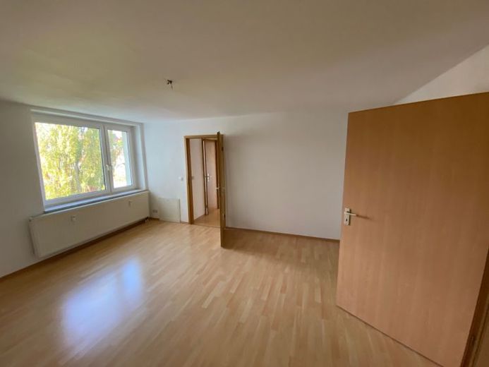 Sehr schöne und sanierte helle 5-Raum-Wohnung – Foto 1
