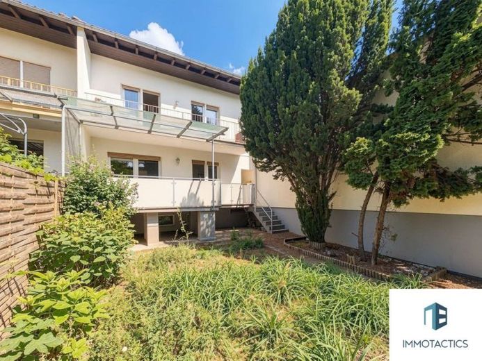 Mitten in Bad Kreuznach: Einfamilienhaus mit Garten, Terrasse, Vollunterkellerung und Garage – Foto 1