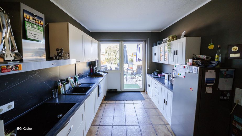 Casa unifamiliar bien cuidada con apartamento independiente, 165 m², parcela de 900 m² – Foto 4