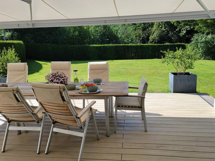 Große Terrasse Ausblick