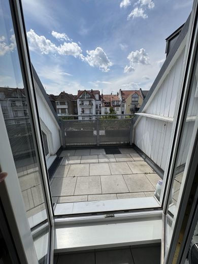 stilvolle 2-Zimmer-DG-Wohnung mit beeindruckender Raumhöhe - zentral in Mz-Kastel, von privat – Foto 5