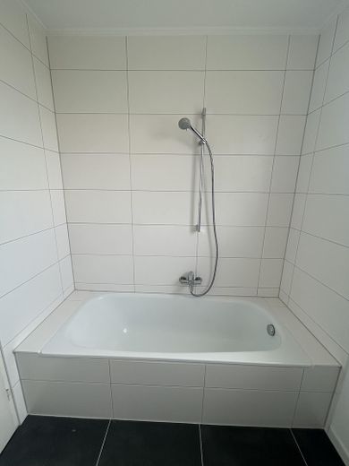 Exklusive Maisonettewohnung im Buchrainviertel – Badezimmer