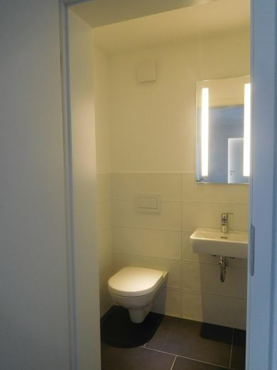 2 Zimmer Wohnung in einzigartigem Objekt – Gäste WC