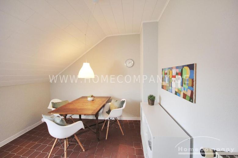 Bockenheim (8064303) Helle möblierte Dachwohnung in guter Lage – 0b76f99417f4365f79a8b0e3f49457b720921238.jpg