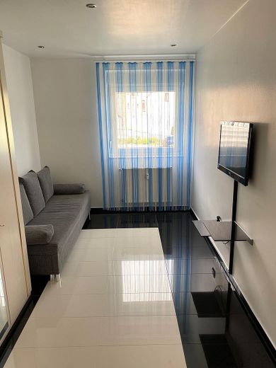 Appartamento in condominio di lusso con balcone e garage + parcheggio (in totale 3 auto) e riscaldamento a pavimento – Foto 17