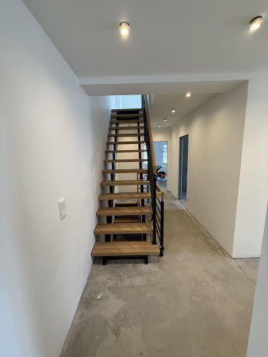 Treppe aus massivem Eichenholz