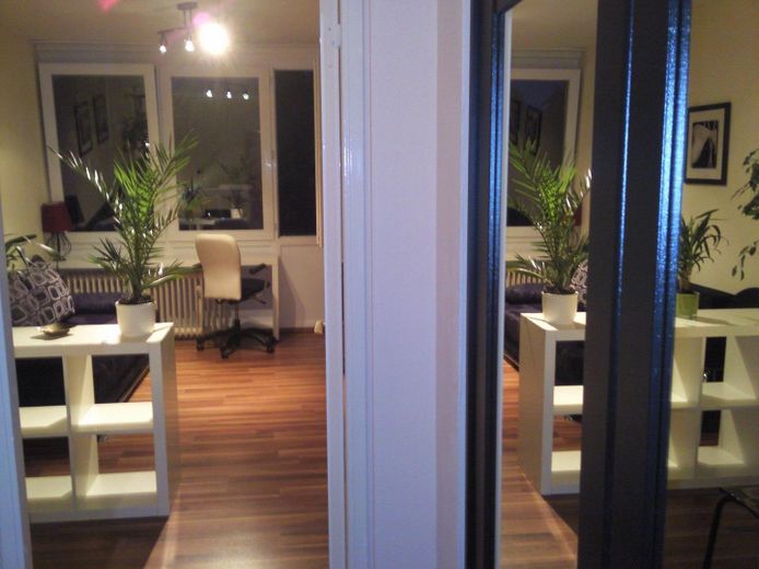 Möbliertes City Apartment – Foto 9