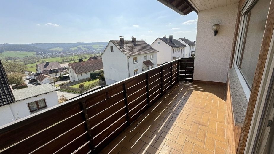 Niederaula, 4 ZKB, DG,110m² + Balkon+Garten – 3ae2011b3f945fc403ac0c9869350b1b.jpg