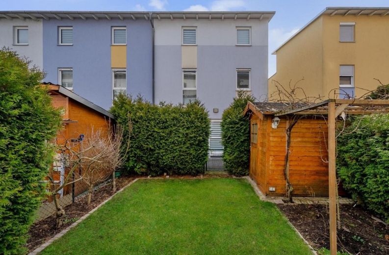Haus am Tillypark, kommen sehen und staunen. Direkt vom Eigentümer! – Garten
