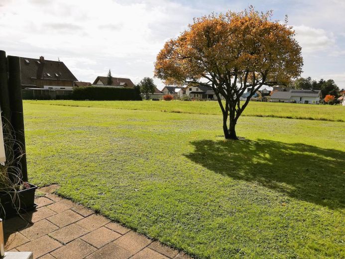 Appartement entièrement équipé, terrasse, jardin, place de stationnement – Garten