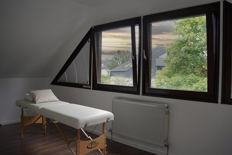 Ein Zuhause, das mehr kann. Stilvoll, großzügig und vielseitig. – Zimmer 1. OG