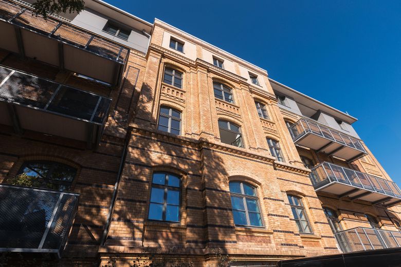 Altersgerechte 4-Raum-Erdgeschosswohnung 93,2m² in Buckau – erstklassig ausgestattet – Fassade