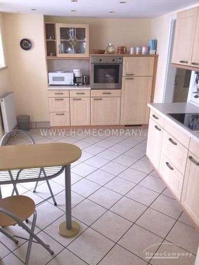14050 HomeCompany Dresden Möbliert/Furnished Hübsches 3-Zimmer Apartment am Weißen Hirsch mit Gartennutzung max. 3 Personen – 14fdd88098a6e9d4fd724b10f15b920374bf00d0.jpg