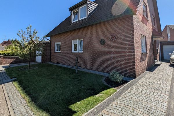 Zweifamilienhaus