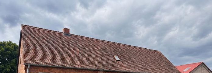 RIESIGES AREAL MIT VIELEN MÖGLICHKEITEN