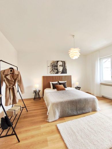 Wymarzone 3-pokojowe mieszkanie z tarasem i ogrodem – Schlafzimmer