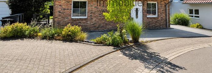 Casa familiare con giardino idilliaco