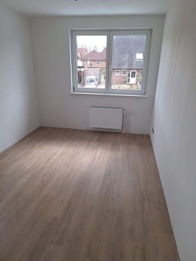 Exklusives Reihenendhaus – Erstbezug nach aufwendiger Sanierung mit PV-Anlage & sonnigem Garten – Kinderzimmer 1