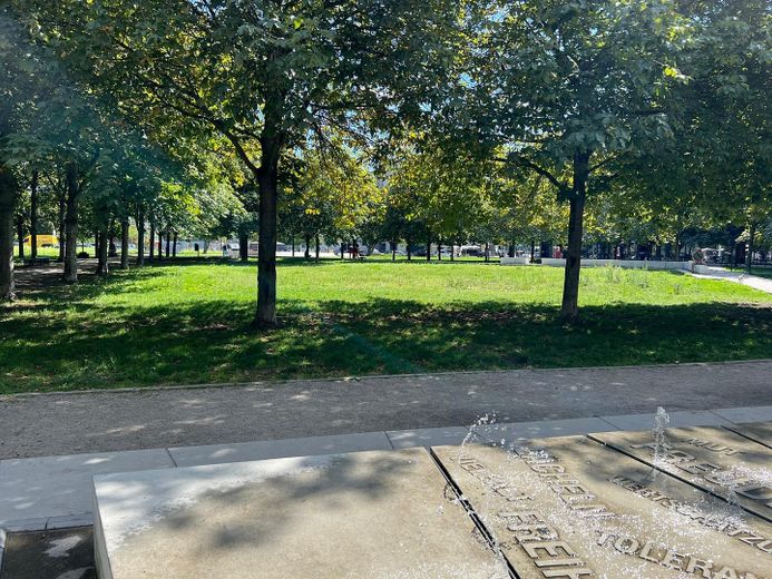Mitte/Kreuzberg Neubau mit zwei Balkonen – फोटो 4