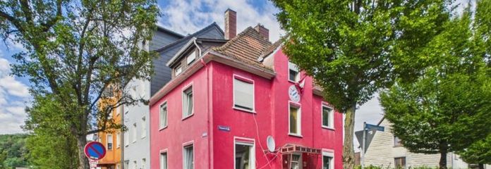 Dillingen: renovatieobject, flexibel te gebruiken als driegezinswoning of voor het grote gezin