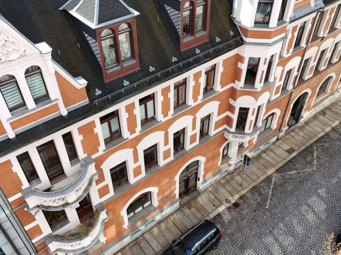 Hochwertige 150 m² Wohnung im sanierten Denkmal mit modernem Komfort – Foto 1