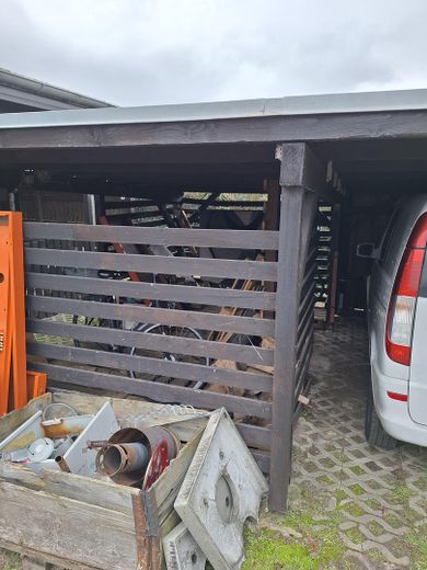 Carport/Lagerfläche