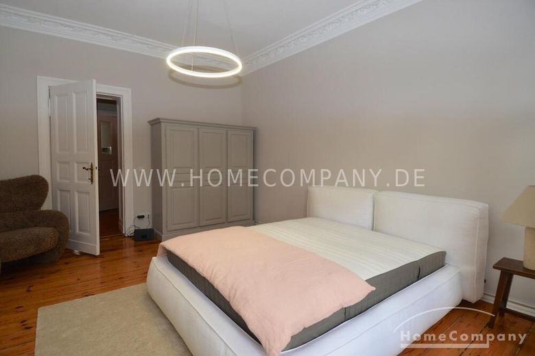 Schöne 3 Zi Wohnung Nähe Savignyplatz, mit Parkplatz und Fitnesstudio – eb3a3249caf1241f447f9736e20f2152bbb76b4e.jpg