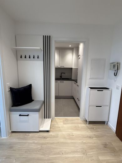 NEU Saniert - Vollmöbliertes 1-Zimmer Apartment mit Ausblick im SI-Centrum, ab sofort verfügbar – Foto 6