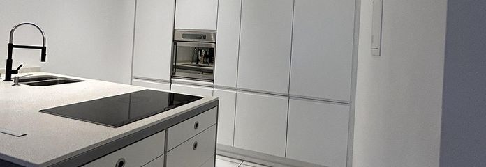 Przestronne mieszkanie 7-pokojowe z 2 balkonami i 2 miejscami parkingowymi w doskonałej lokalizacji w centrum Karlsruhe – Küche