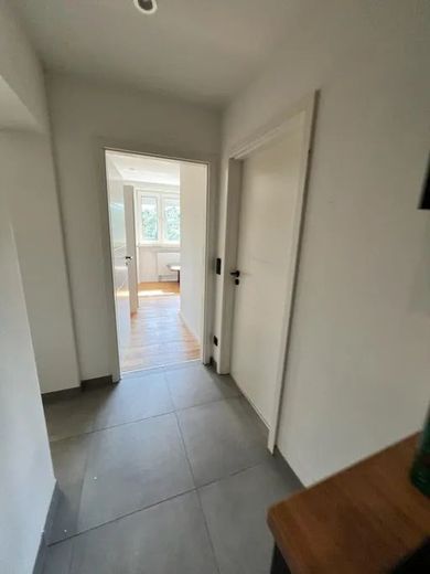 (WG Zimmer) 4er WG Neugründung – Flur