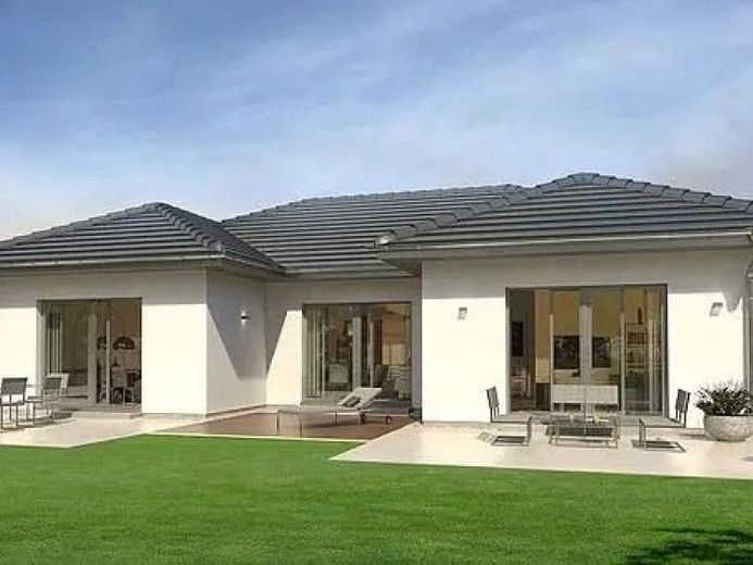 Ein Bungalow in U-Form der alle ihre Wünsche erfüllt ! Preis mit Grundstück ! – Photo 1