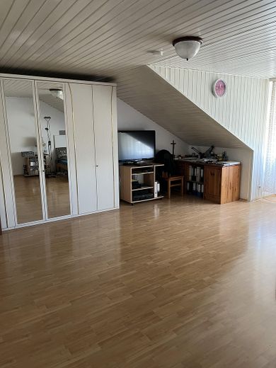 Dachgeschosswohnung – Foto 2