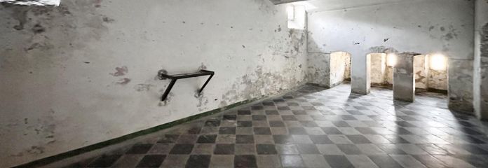 Keller