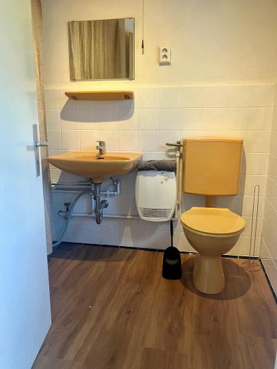 Gr Whg Toilette