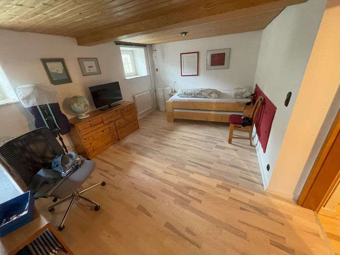 Gäste / Arbeitszimmer UG