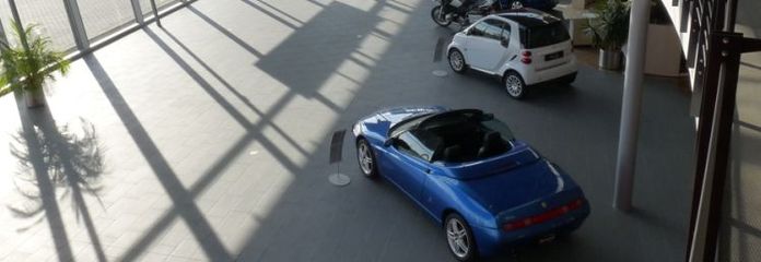 Auffälliger Gewerbestandort an der B57 
– perfekt für Auto, Ausstellung & Events