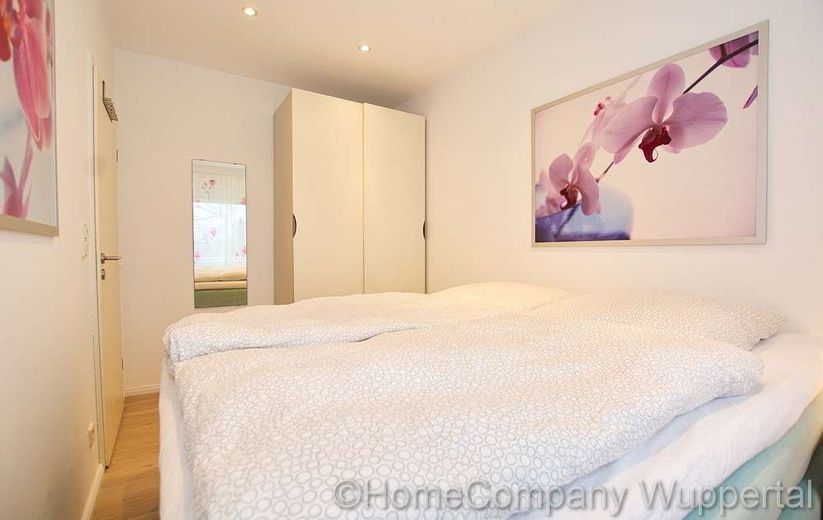 Großzügige Komfortwohnung mit Wellnessbad, Terrasse und DSL – 21e7fb5dbcf4eae8d8f29d6817d4d37459ff1f7a.jpg