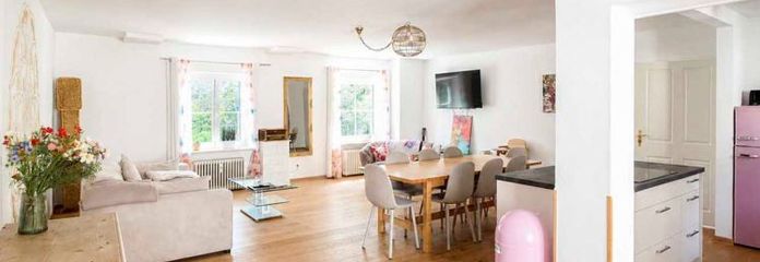 Besondere 4-Zimmer-Wohnung mit offenem Wohnkonzept und Innenhofterrasse