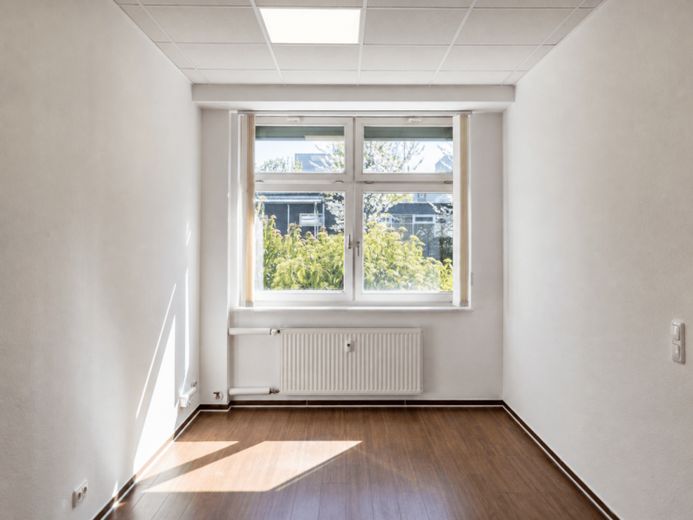 kleine barrierefreie Praxis in Paunsdorfer Ärztehaus! – Foto 1