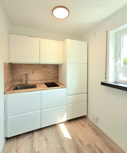 Erstbezug – Renoviertes Apartment mit Terrasse, zentral in Echterdingen – Foto 6