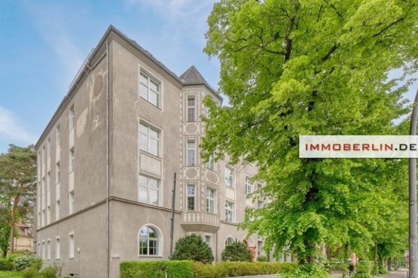 IMMOBERLIN.DE - Appartamento d’epoca completamente ristrutturato e dotato di eccellenti finiture con ascensore